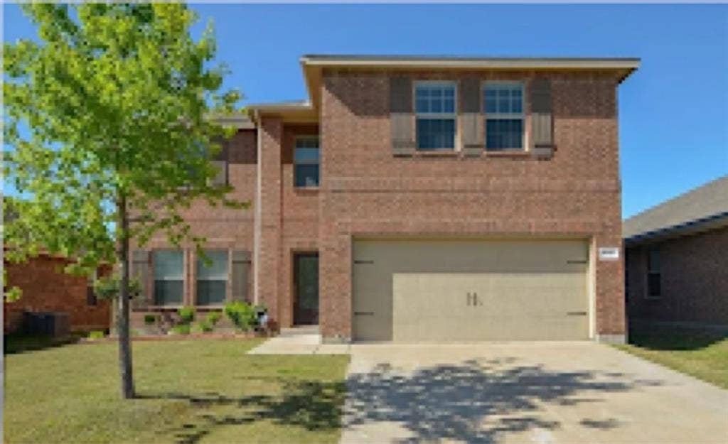 FOR RENT — BEAUTIFUL HOUSE