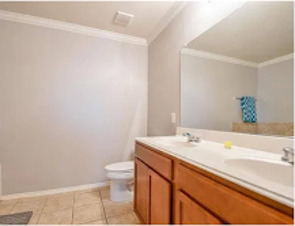 FOR RENT — BEAUTIFUL HOUSE