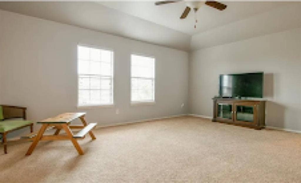 FOR RENT — BEAUTIFUL HOUSE