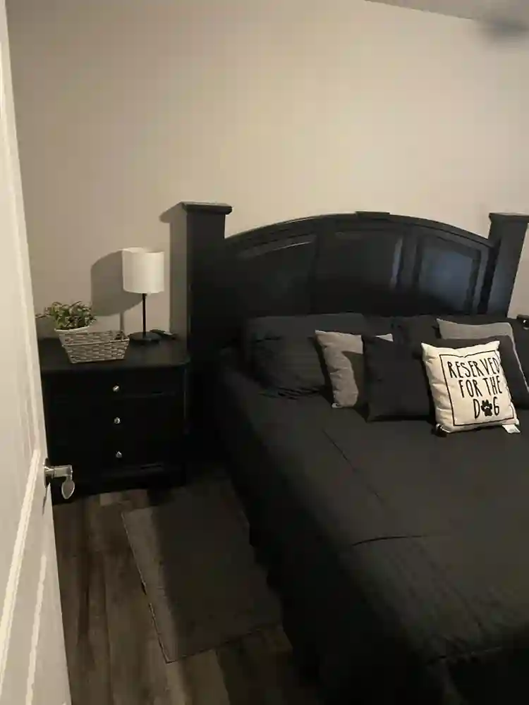 800$ Room for rent