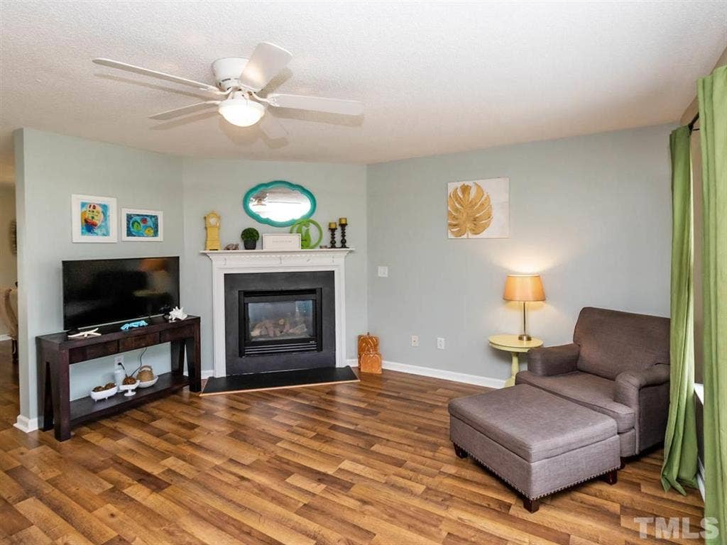 3 BR in Durham