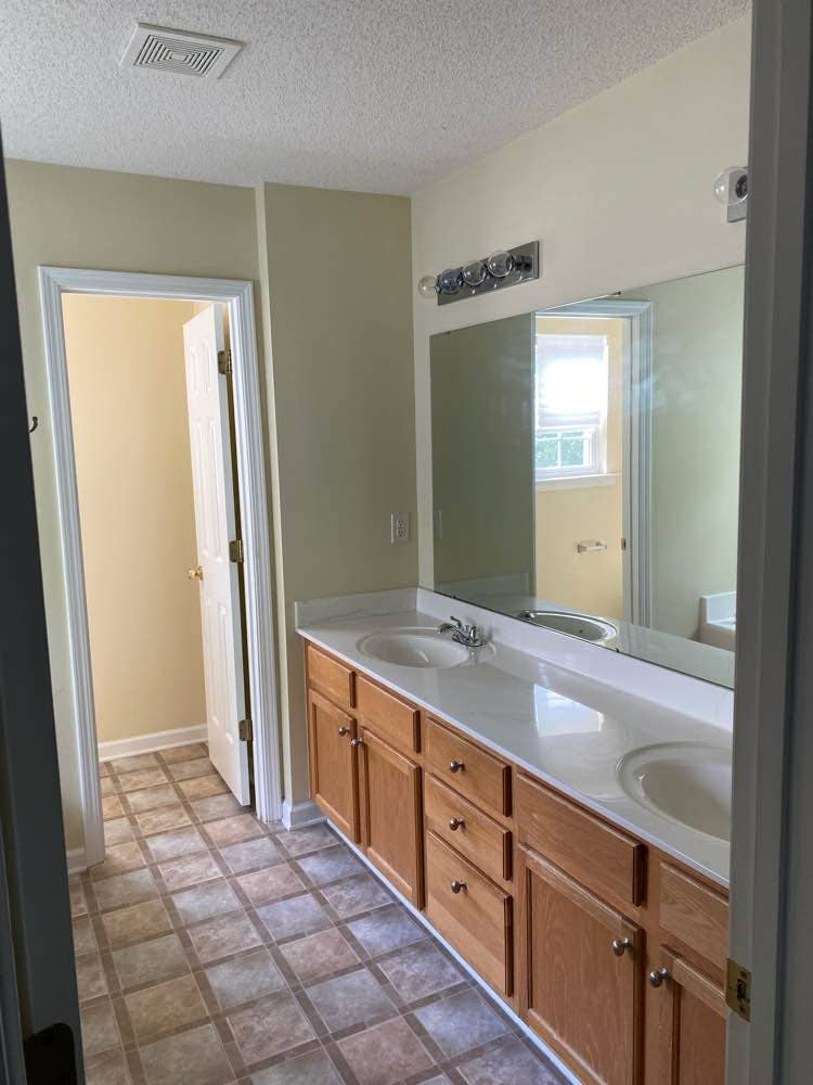 3 BR in Durham