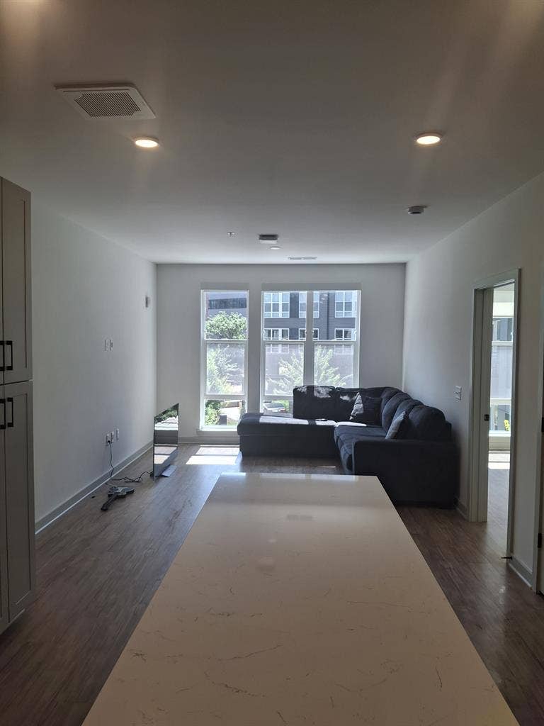 1bdr apartment sublease 6 months