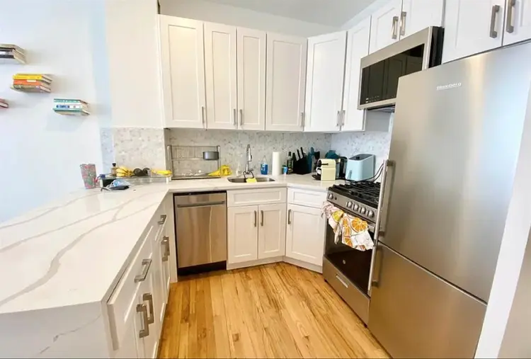 Fully Furnished 1-Bedroom Apartment