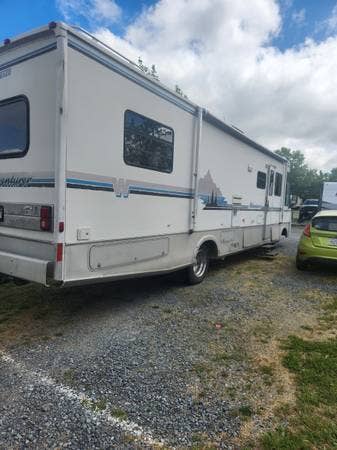 looking for another RV roommate