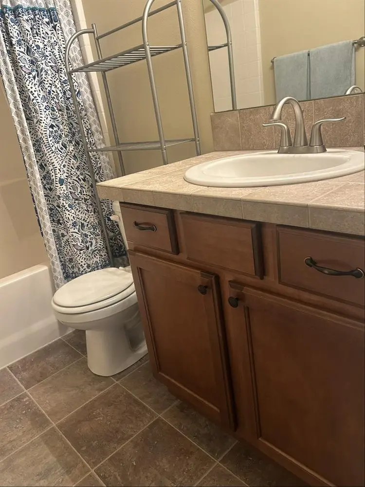 Large Bedroom/private bathroom