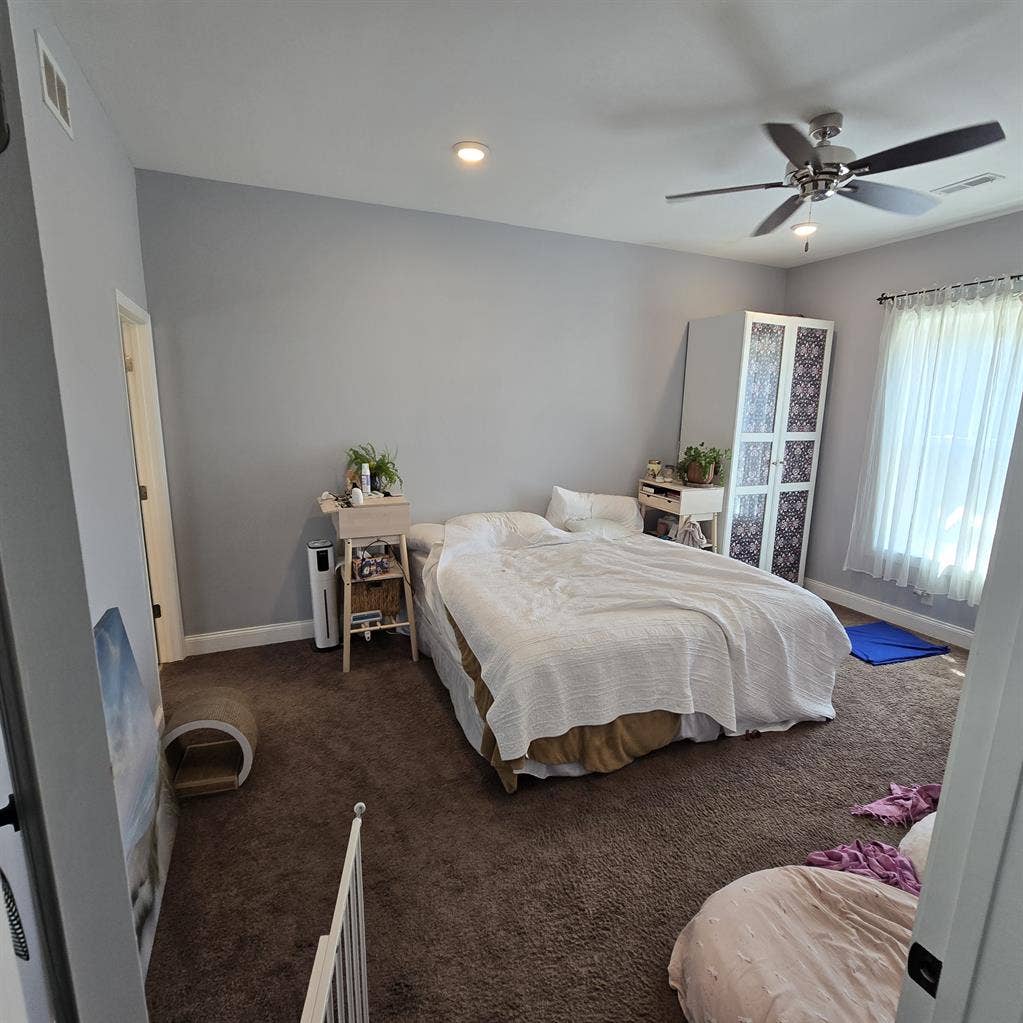 2 Spaces, Clean, lux, pets!