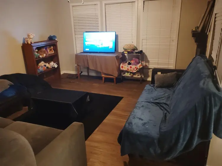 Need a roommate to hav a 2 bedroom