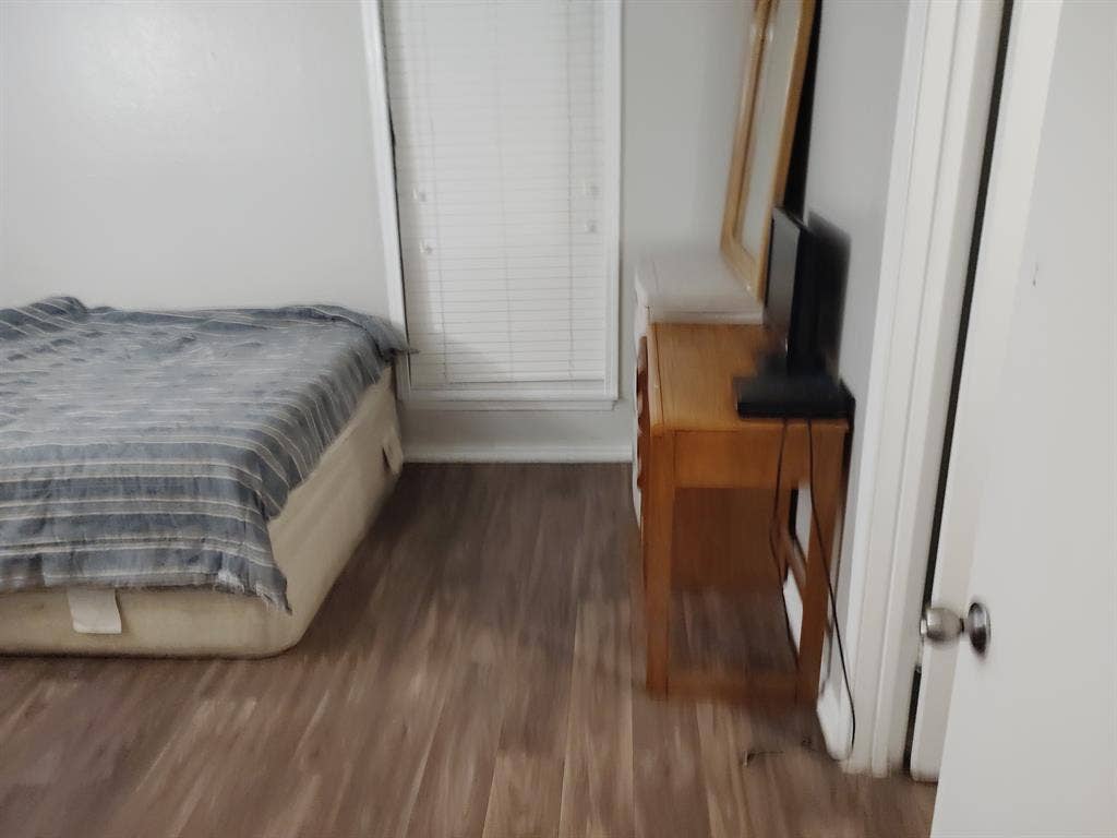 Need a roommate to hav a 2 bedroom