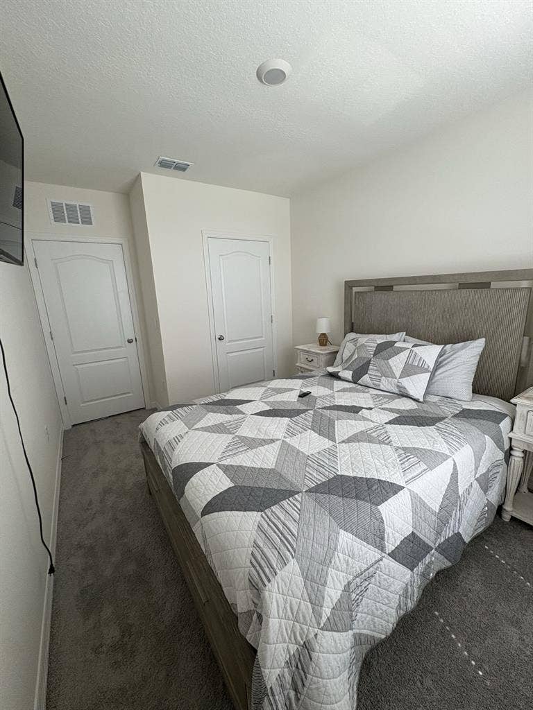 Room for rent - Se renta cuarto