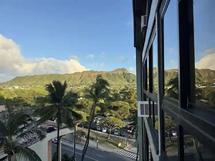Looking for a 3rd Roommate!