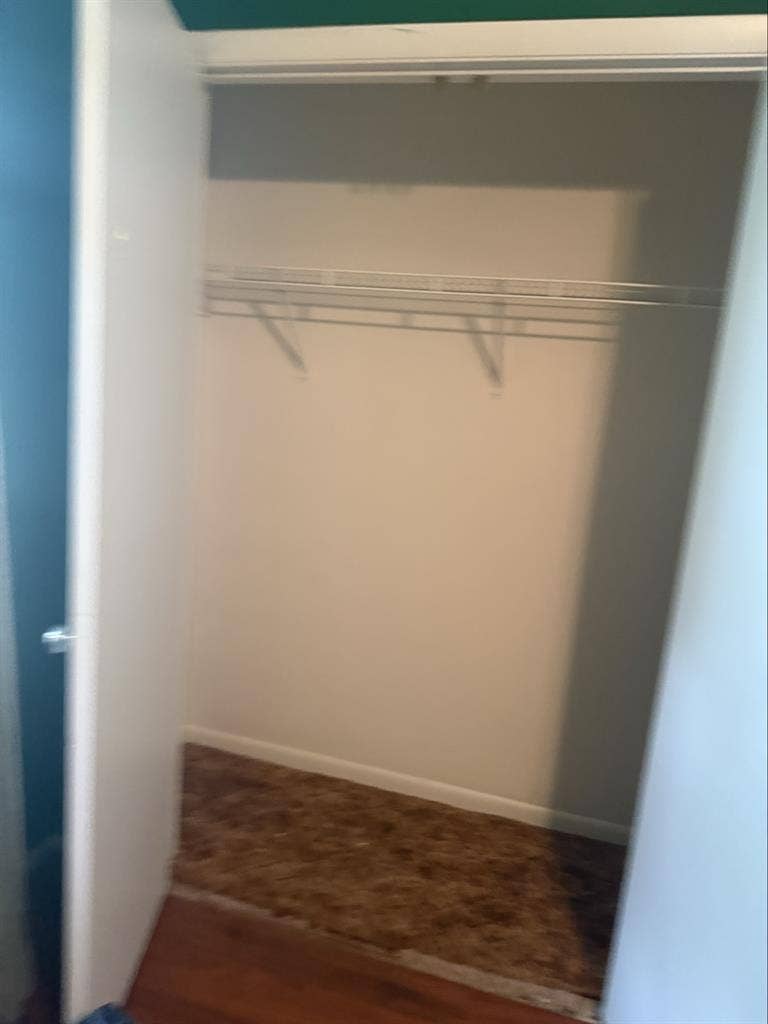 Medium room for rest 10/01 move in