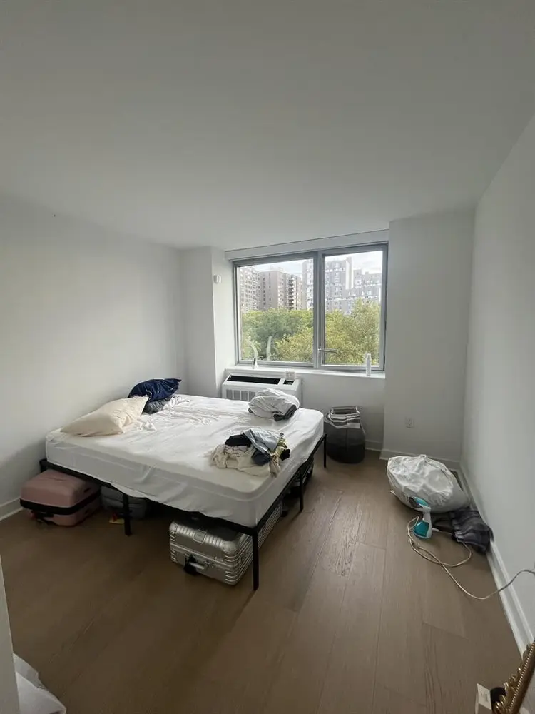 Furnished Shared Room Swap