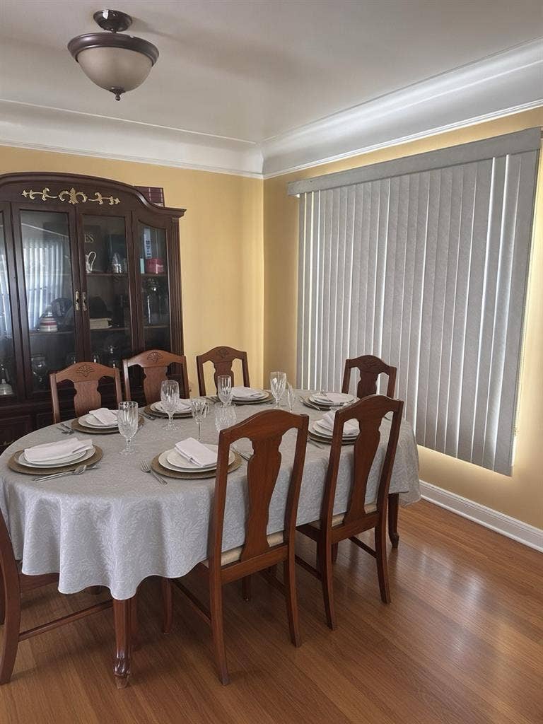 9591 Hartwell Home