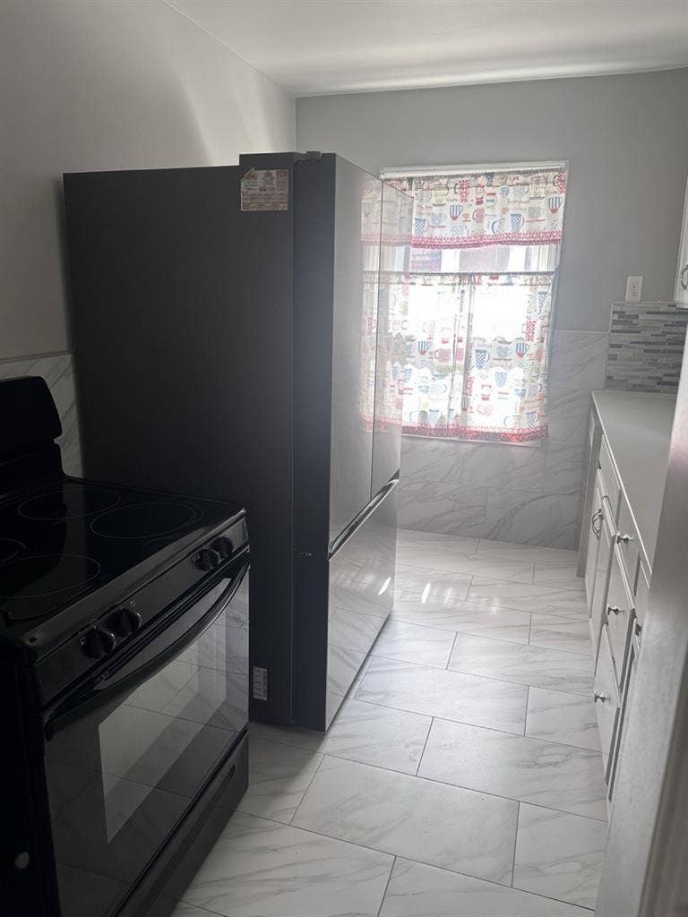 9591 Hartwell Home