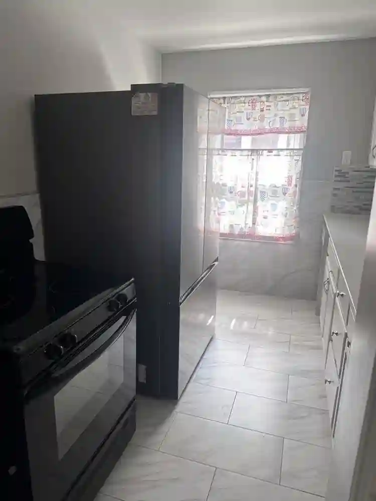 9591 Hartwell Home