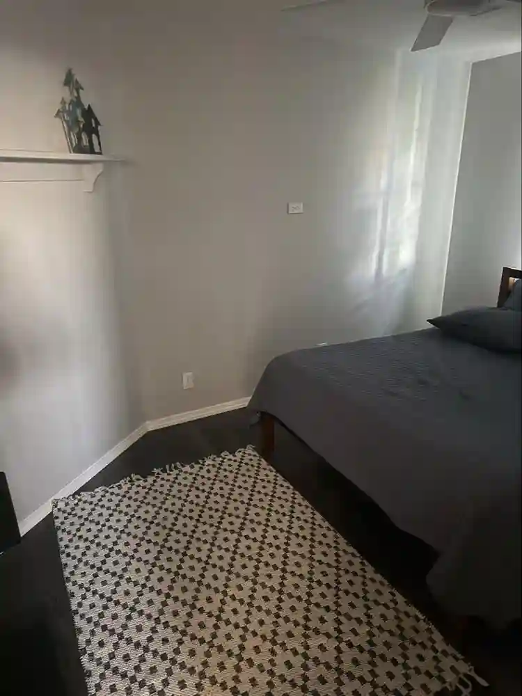 Private room in Corona