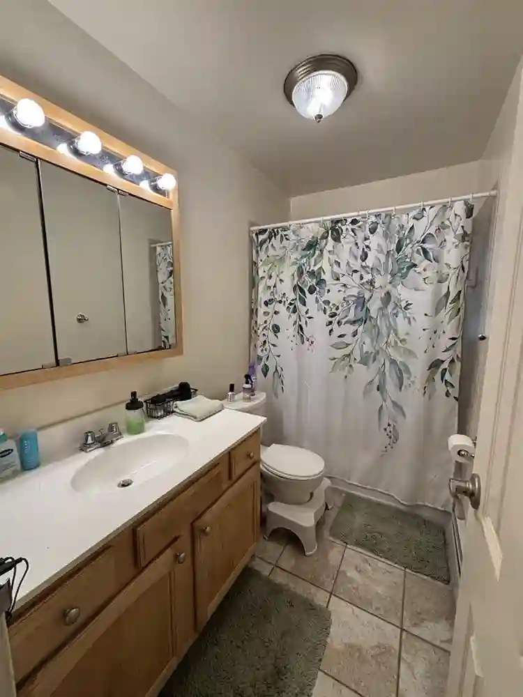 Looking for roommate in Morristown!