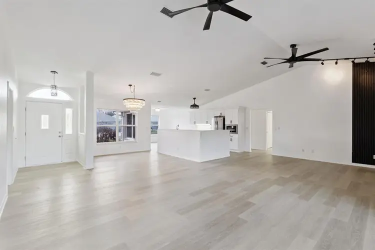55+ COMMUNITY – LEESBURG, FL -