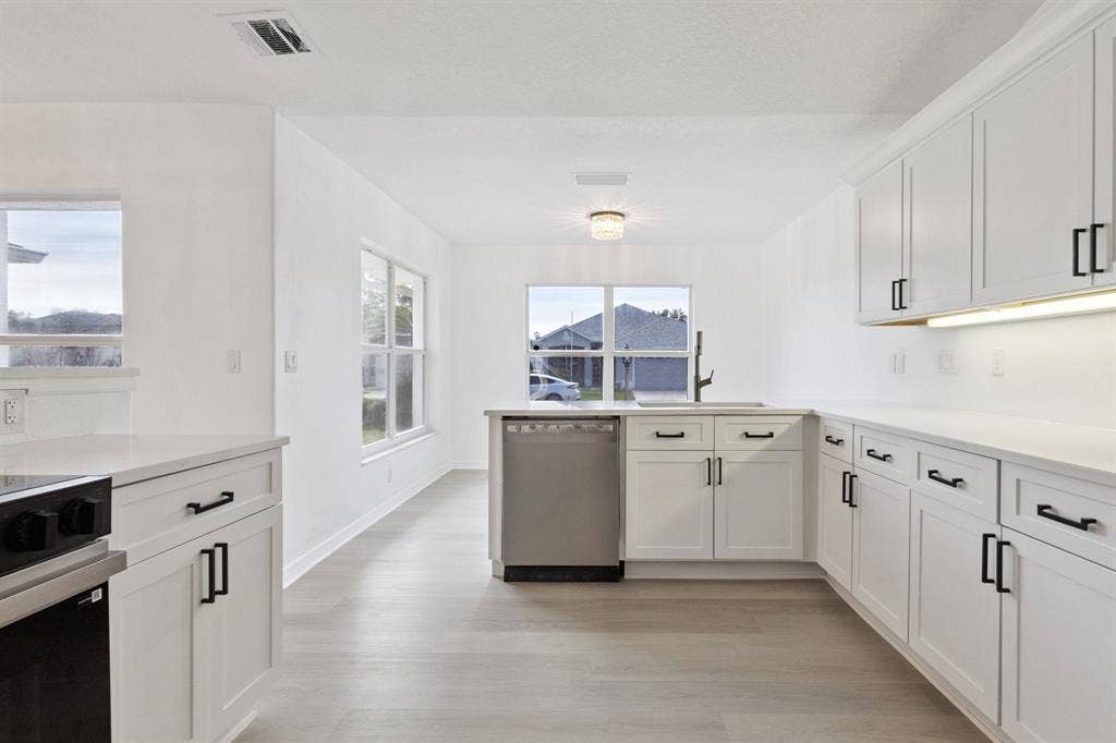 55+ COMMUNITY – LEESBURG, FL