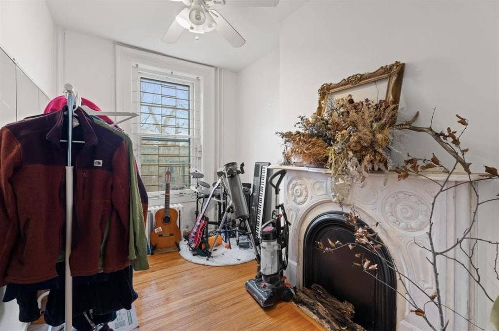 2BR Near Yale/Downtown, heat incl.