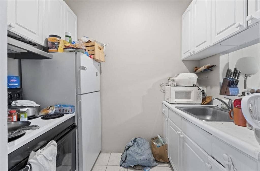 2BR Near Yale/Downtown, heat incl.