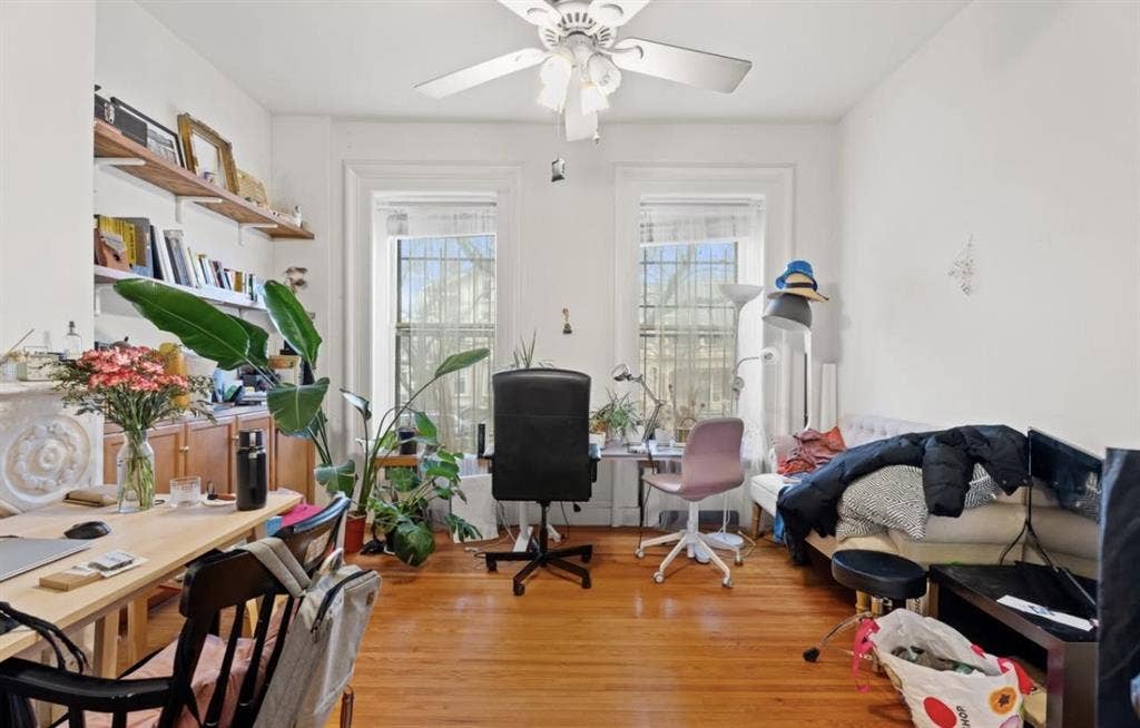 2BR Near Yale/Downtown, heat incl.