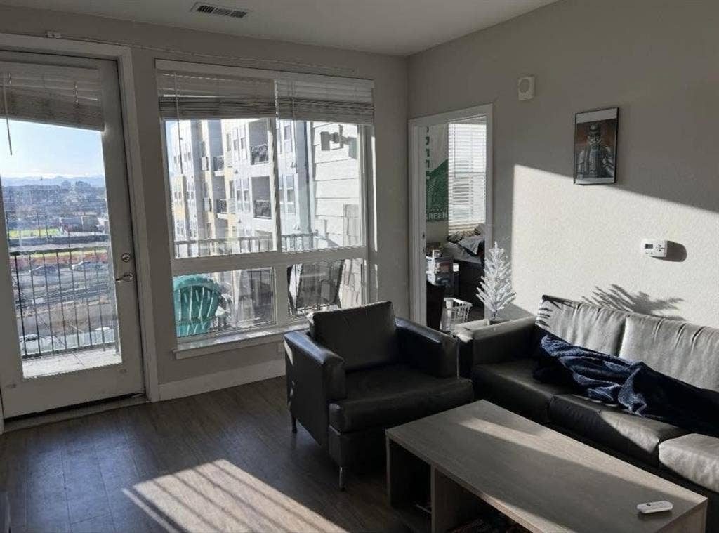 Sublet My Room Dec-July!