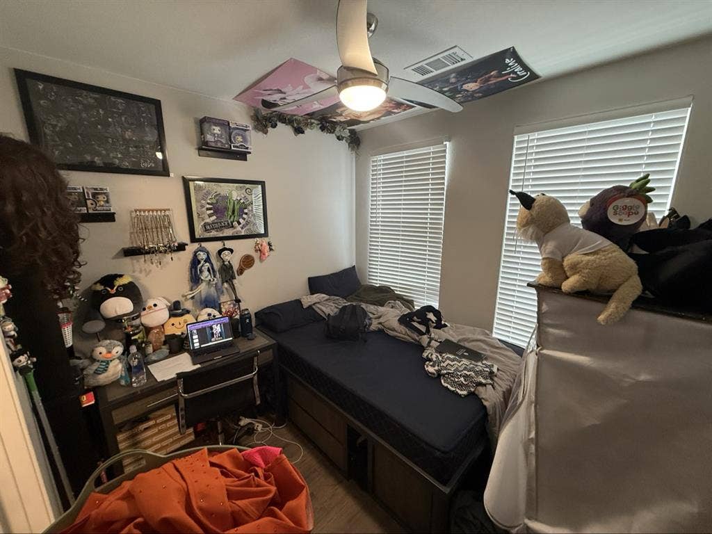Sublet My Room Dec-July!