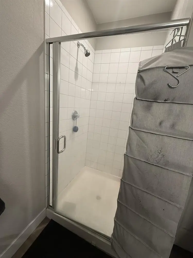 Sublet My Room Dec-July!