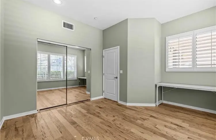 Beautiful second bedroom