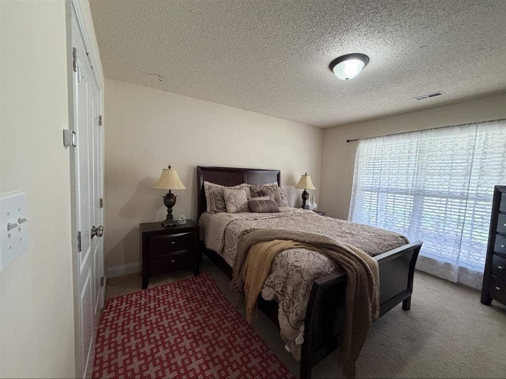 Room with Lakeview