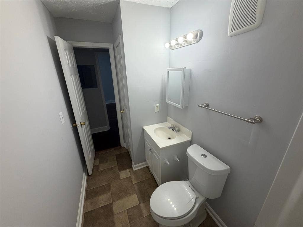 2 BR in Atlanta