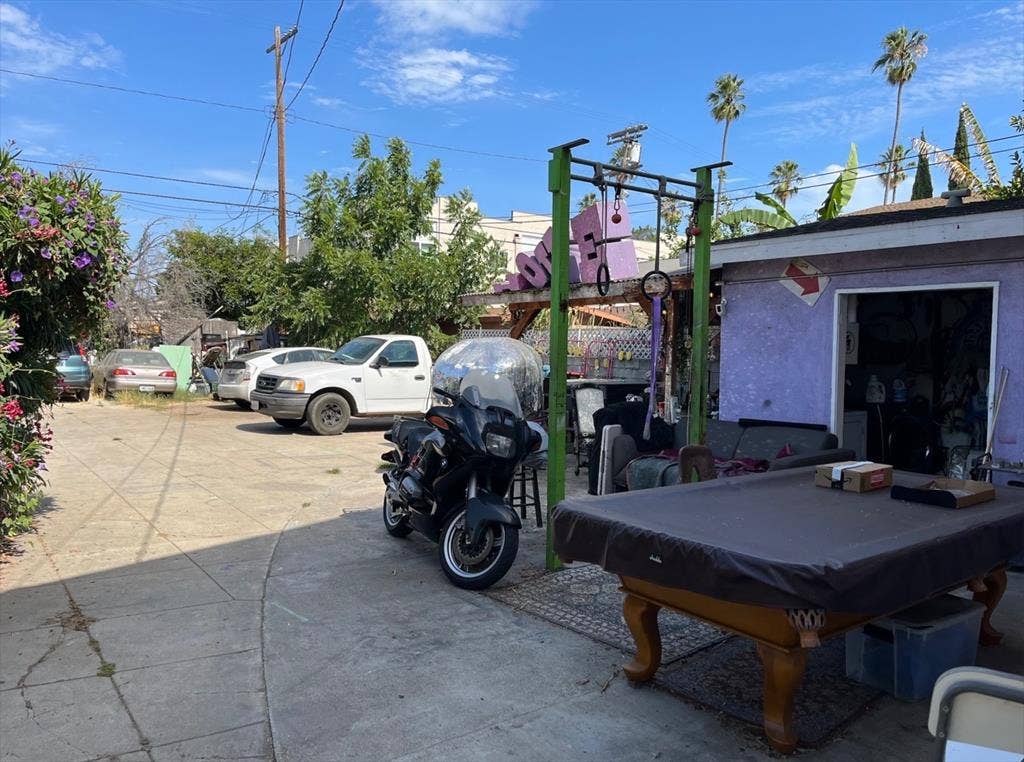 Room for rent in artists co-op!