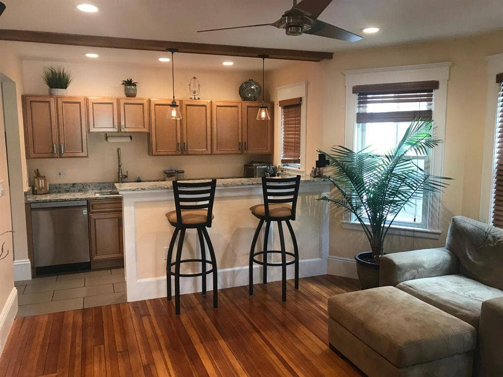 ALL UTILITIES INCLUDED luxury