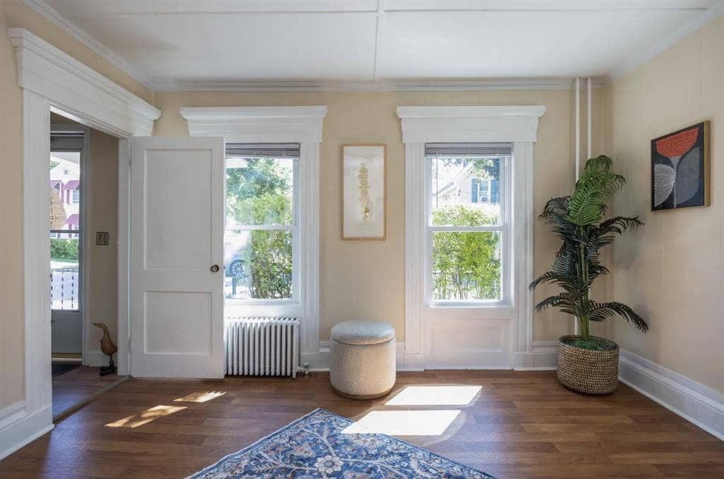 Private bedroom & bathroom