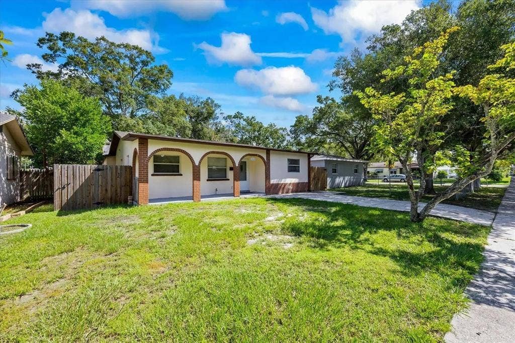 Roommates Wanted in St. Pete
