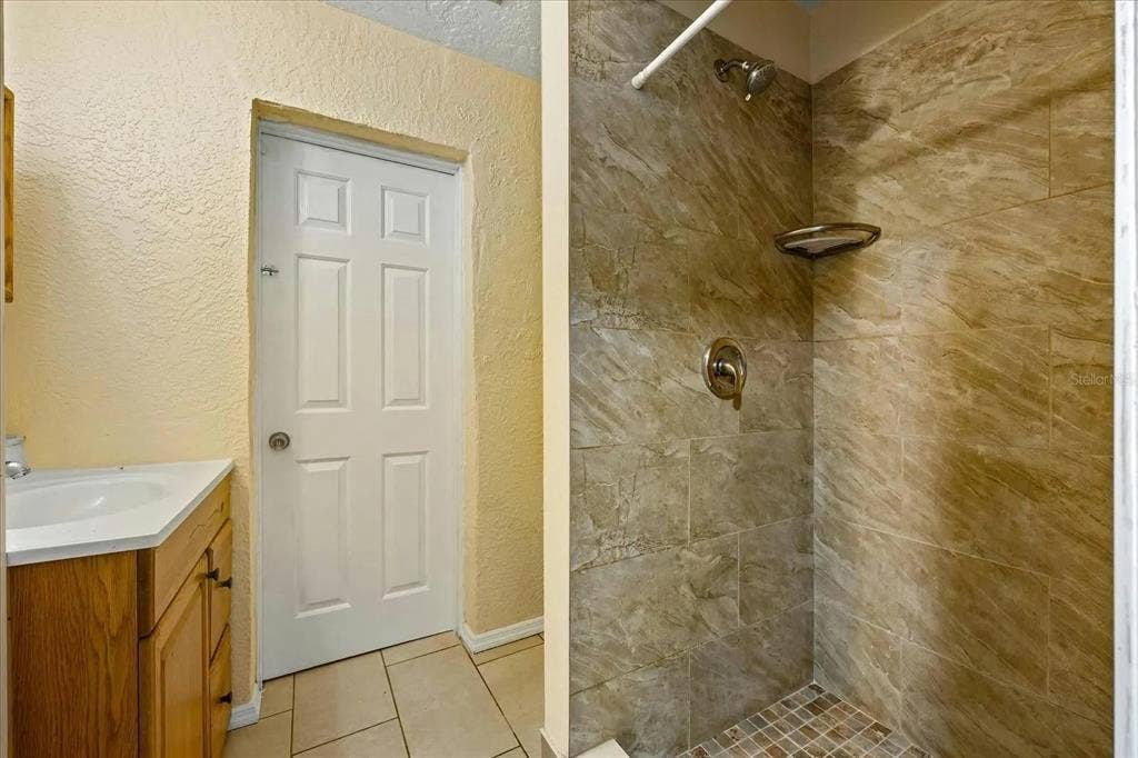 Roommates Wanted in St. Pete