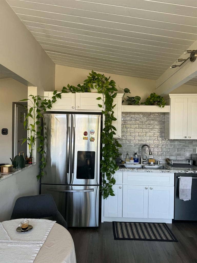 Spare bedroom in Spring Valley