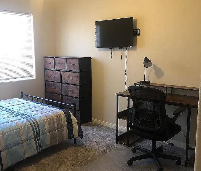 Furnished Room, Private Bath
