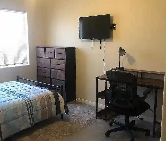 Furnished Room, Private Bath