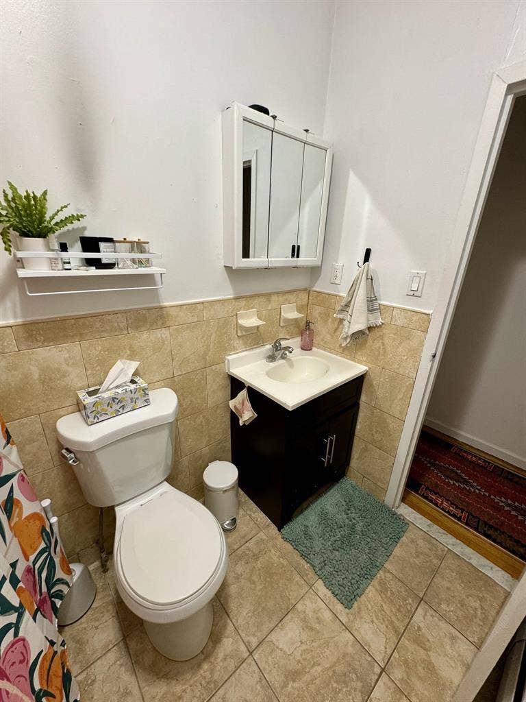 Room Available for Rent