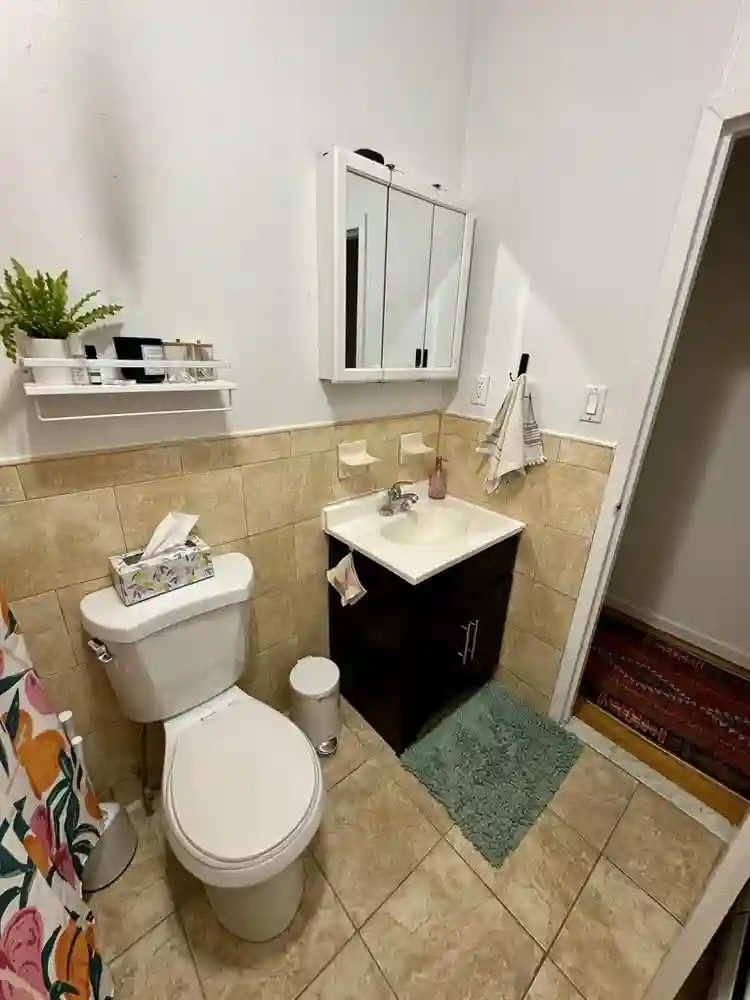 Room Available for Rent