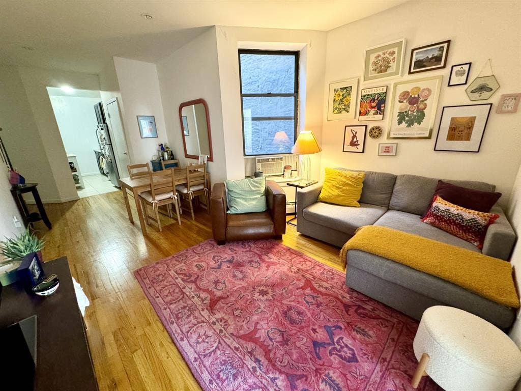 Room Available for Rent