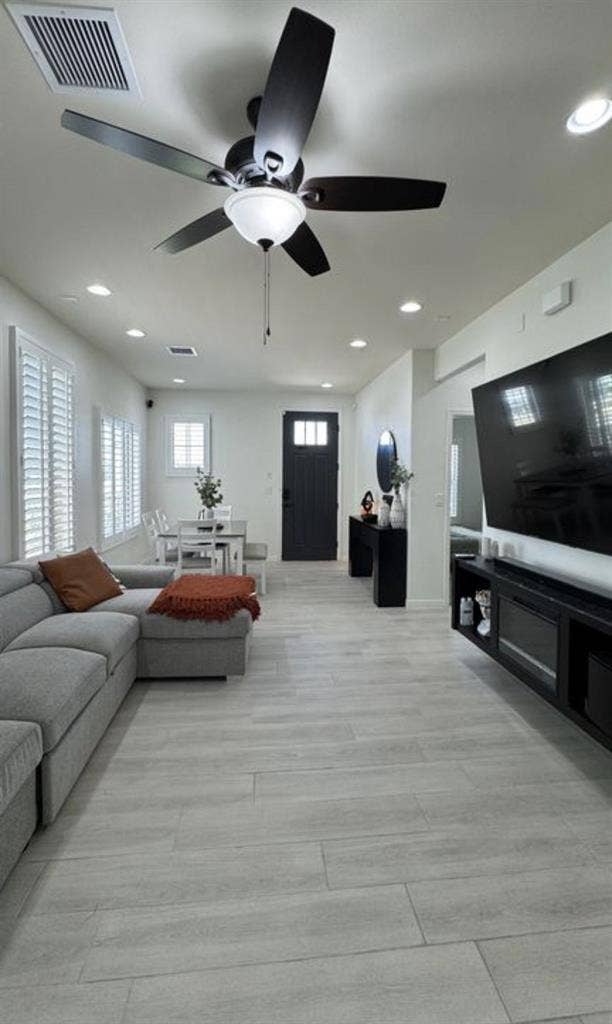 One bedroom apartment for rent!!!