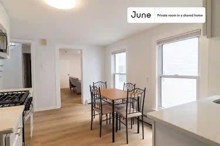 4 BR in Boston