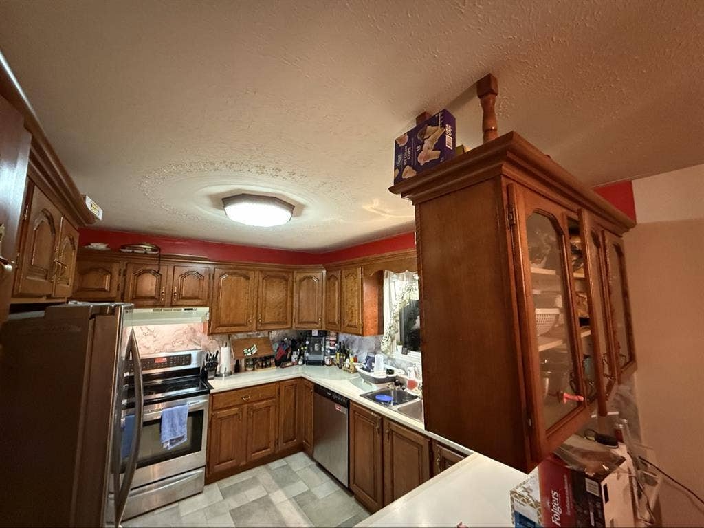 Room for rent (green bedroom)