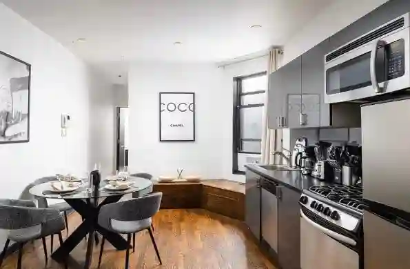 Flexible Furnished UES Room