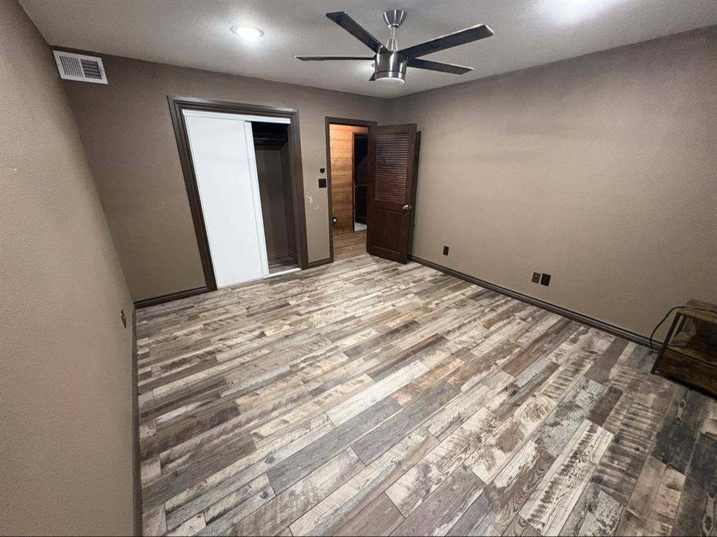 Room for rent.