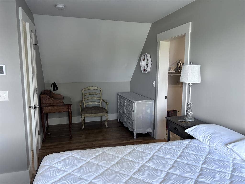 One bedroom apartment